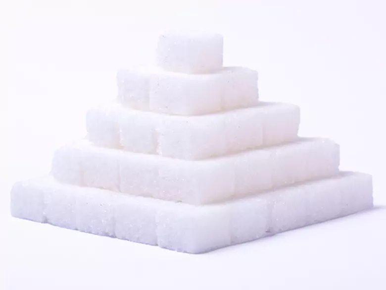 Dodany cukier w soku owocowym – TO MIT!