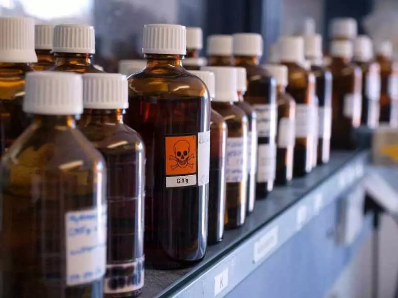 Popularny produkt służący do dezynfekcji ran wycofany z rynku!