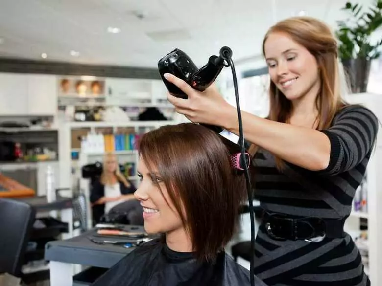 Farbowanie włosów w ciąży