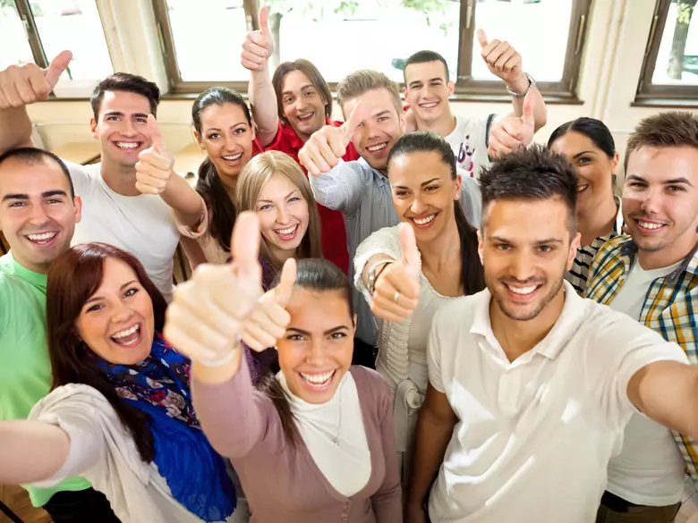 Co to są zdrowe metody radzenia sobie z nadmierną pewnością siebie?