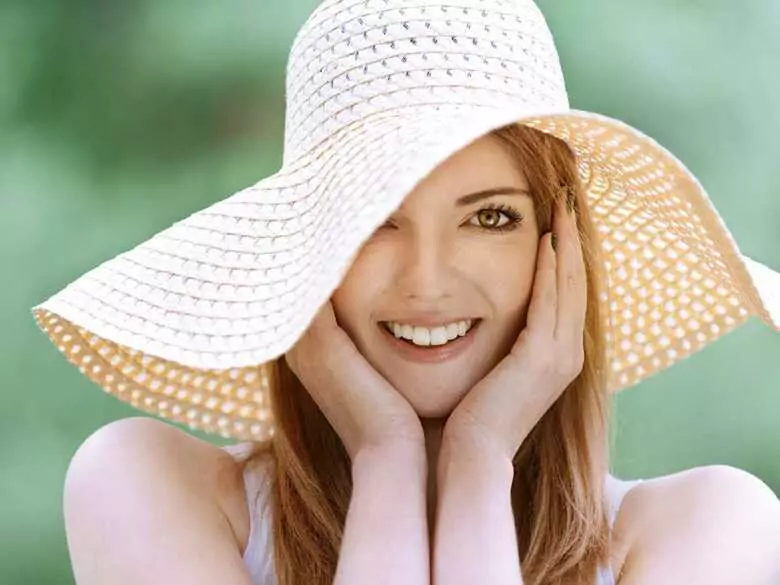 Ochrona włosów w słoneczne dni