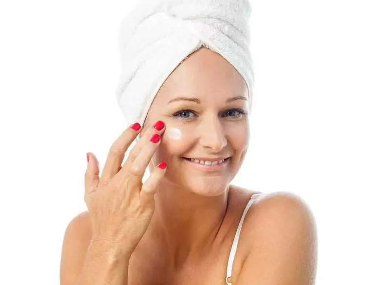 Regeneracja i anti-aging w jesiennej rutynie. Duet: retinol plus fotoprotekcja