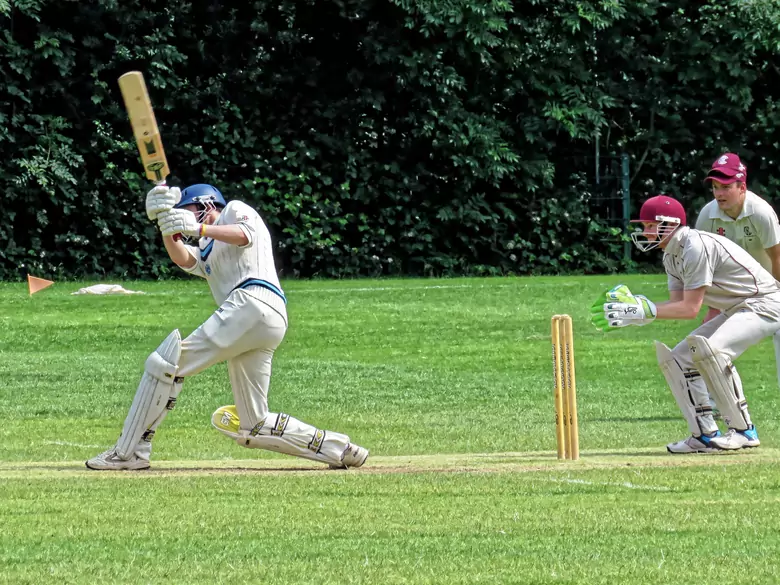 Jakie są korzyści z grania w krykieta?