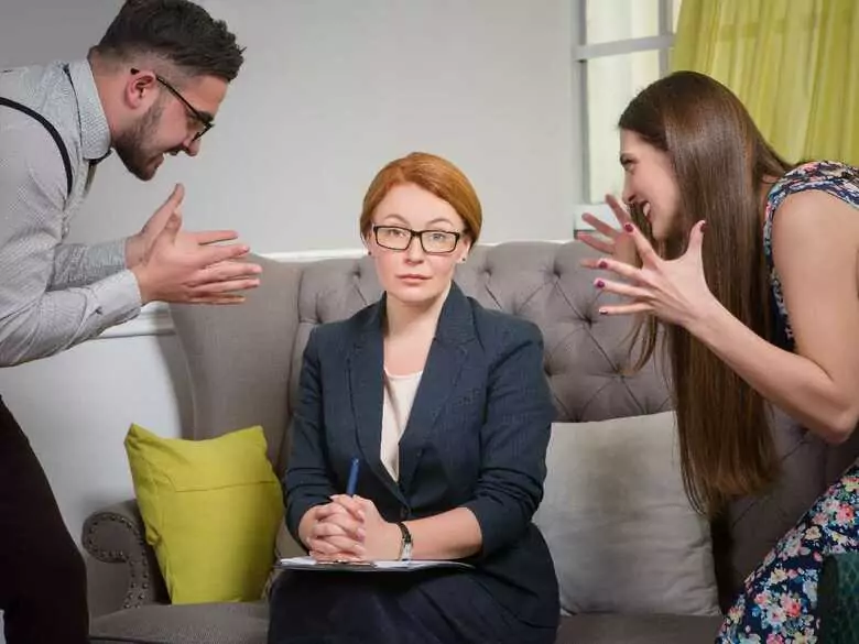 Co to są zdrowe metody radzenia sobie z kompleksami?