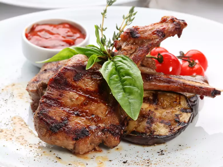 Dlaczego warto ograniczyć spożycie mięsa? – część 1.