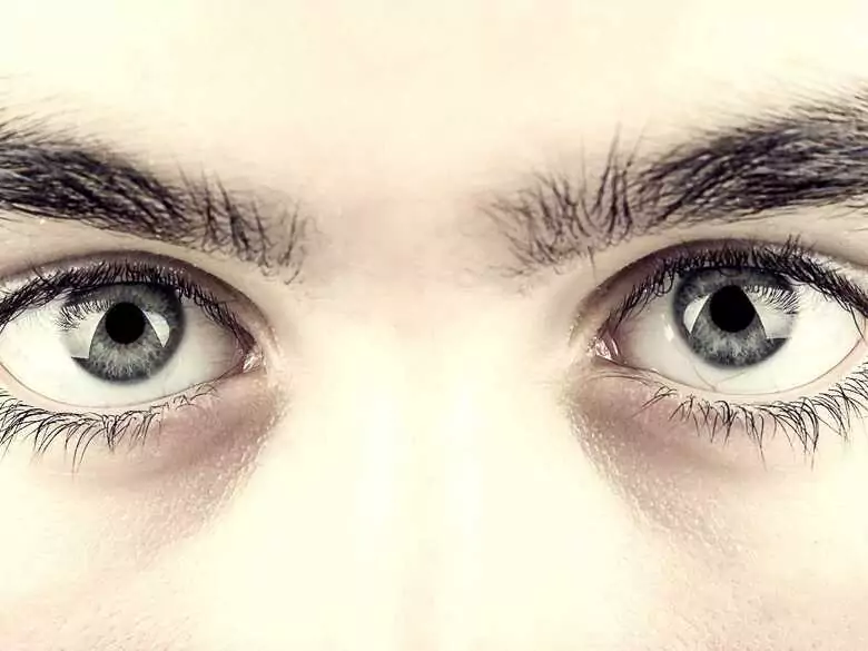 Zapalenie spojówek – wiosenna przypadłość?