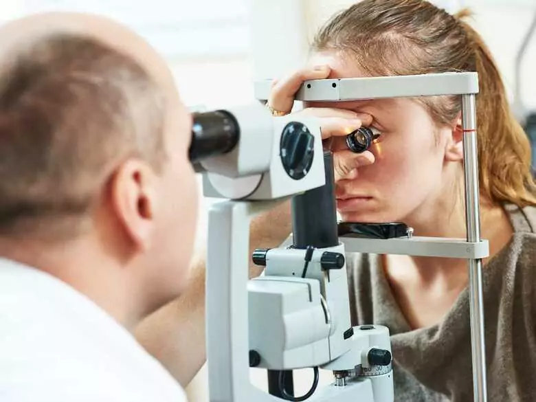 Jak dobrać soczewki kontaktowe