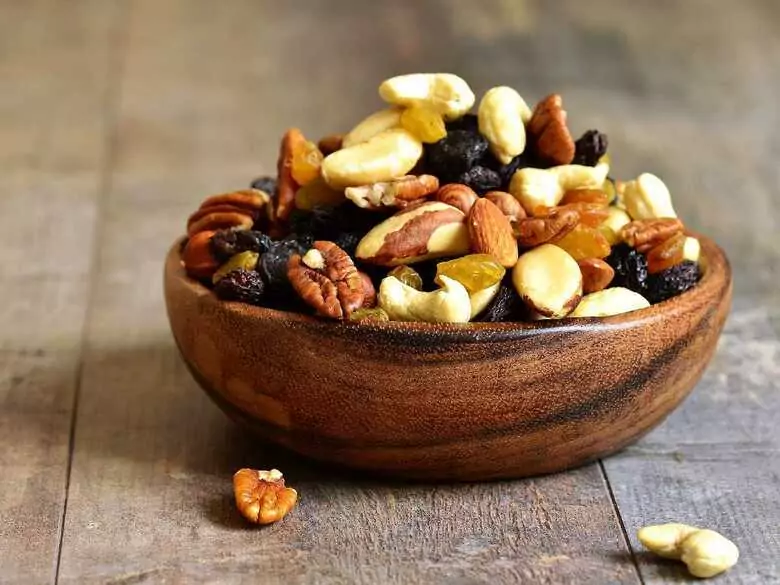 Jakie są korzyści z jedzenia orzechów nerkowca?