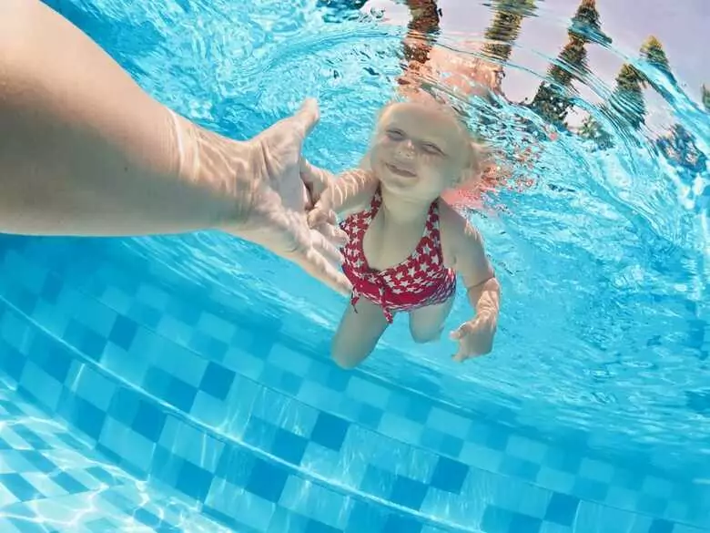 Wakacje z dzieckiem w domu - jak zorganizować dziecku czas?