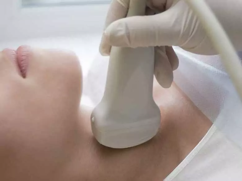 Jak radzić sobie z problemami z chorobą Hashimoto?